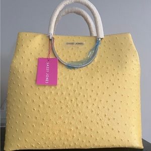Beautiful leather 3 compartment leather tote bag